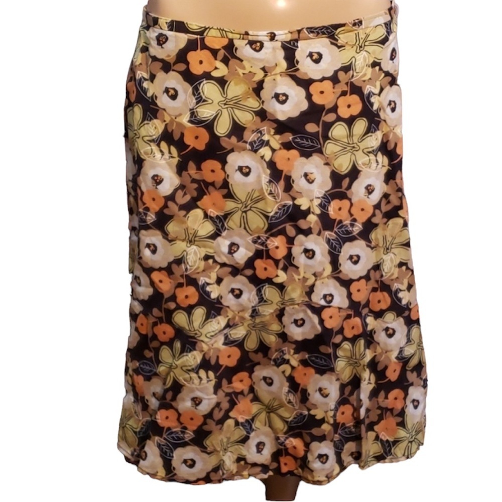 Geoffrey Beene Sport floral skirt size 10